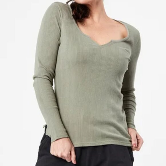 NWOT! Pact Ribbed Long-Sleeve Top - Picture 1 of 5